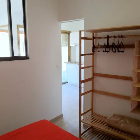 Apartment Deux Pieces Climatise Avec Balcon Vieil Antibes